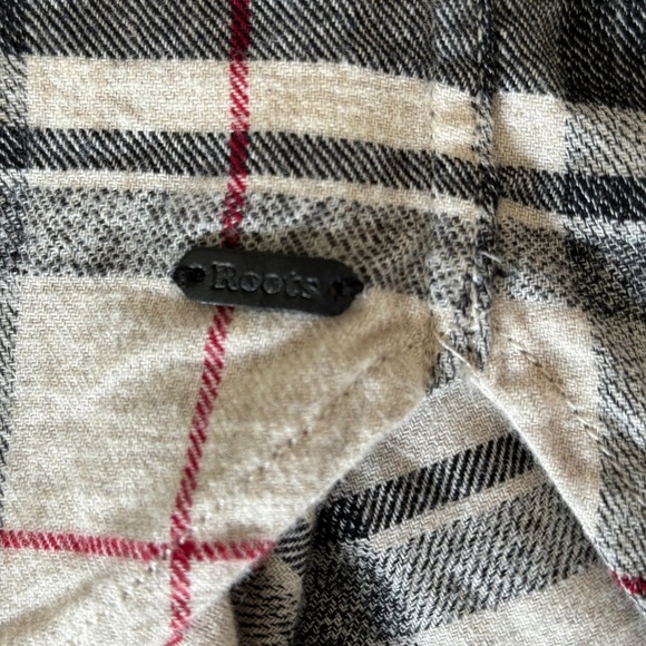 Roots plaid button down soft flannel shirt 100% Cotton size L - Picture 11 of 16